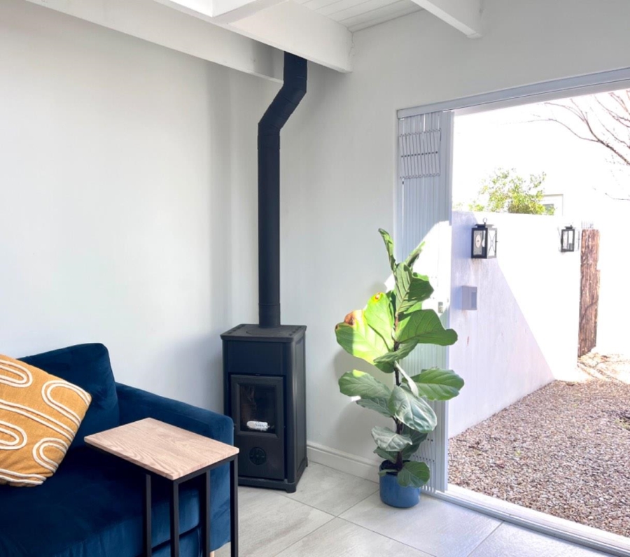 To Let 1 Bedroom Property for Rent in Rondebosch Western Cape